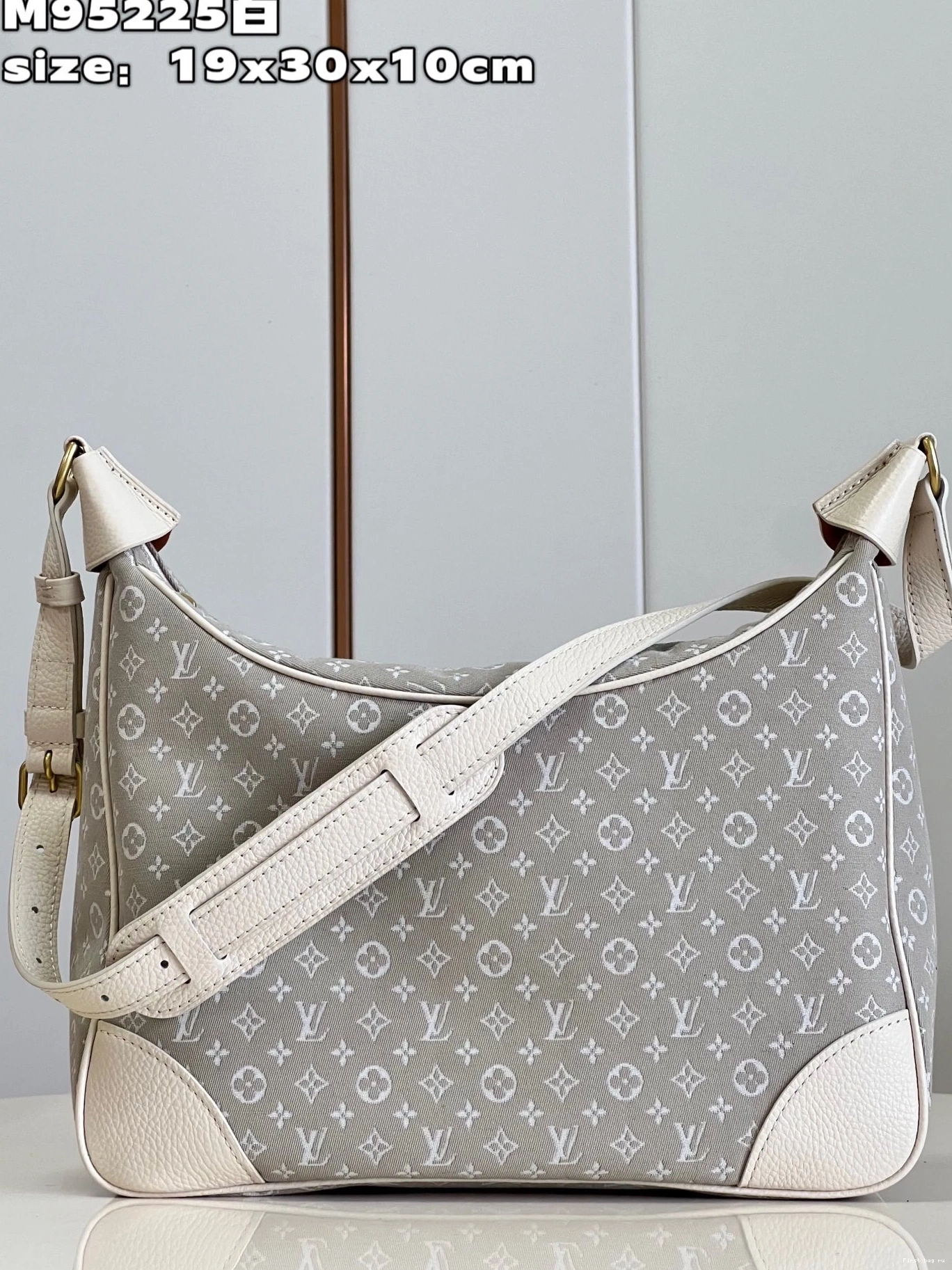 First bag ru VUITTON LOUIS BOULOGNE 0818